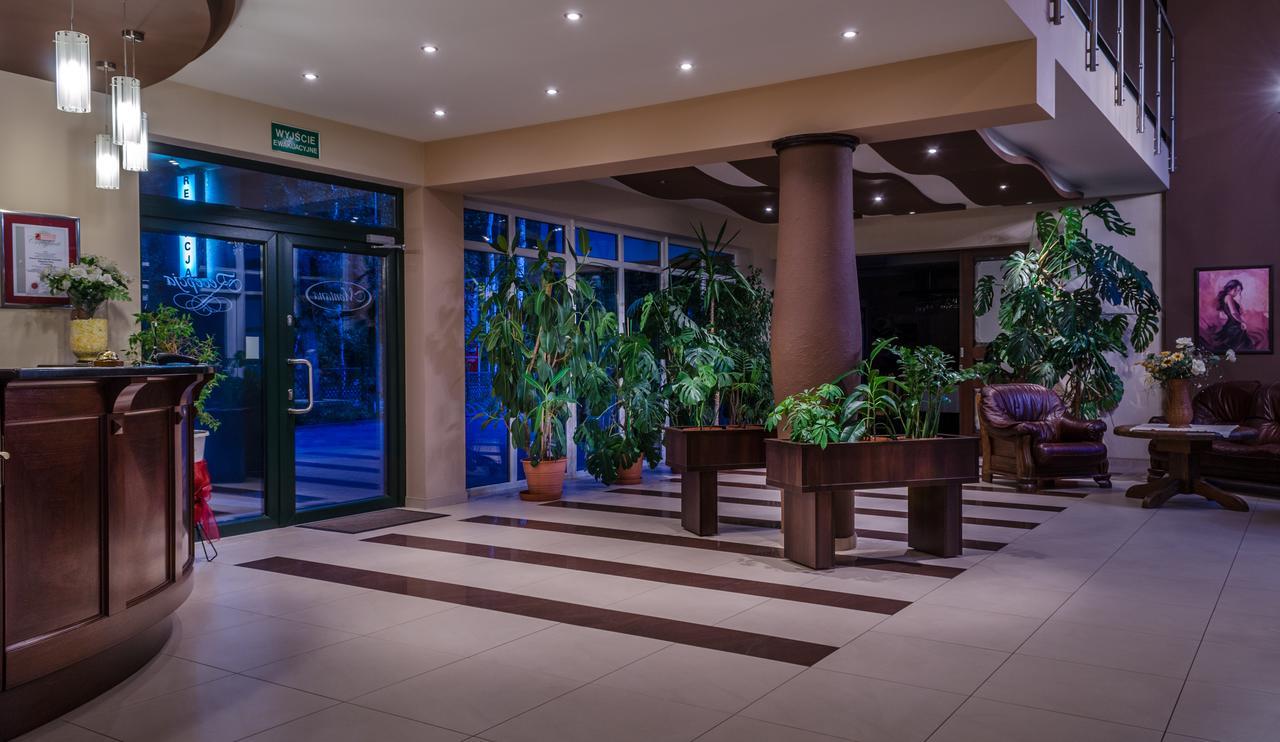 Motel Montana Wolsztyn Exteriör bild